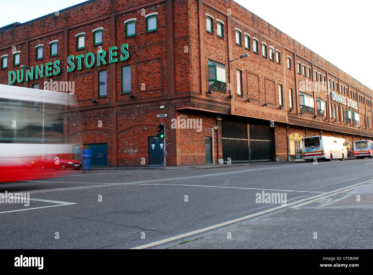 Dunnes store hires stock photography and images Alamy