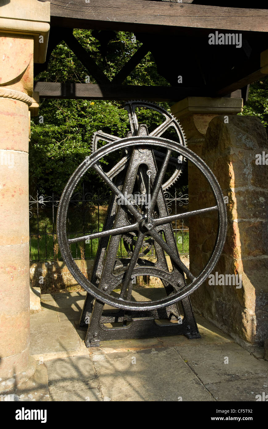 The winding gear of St James's Well on Abinger Common in Surrey. Abinger Common is thought to be the oldest village in England. Stock Photo