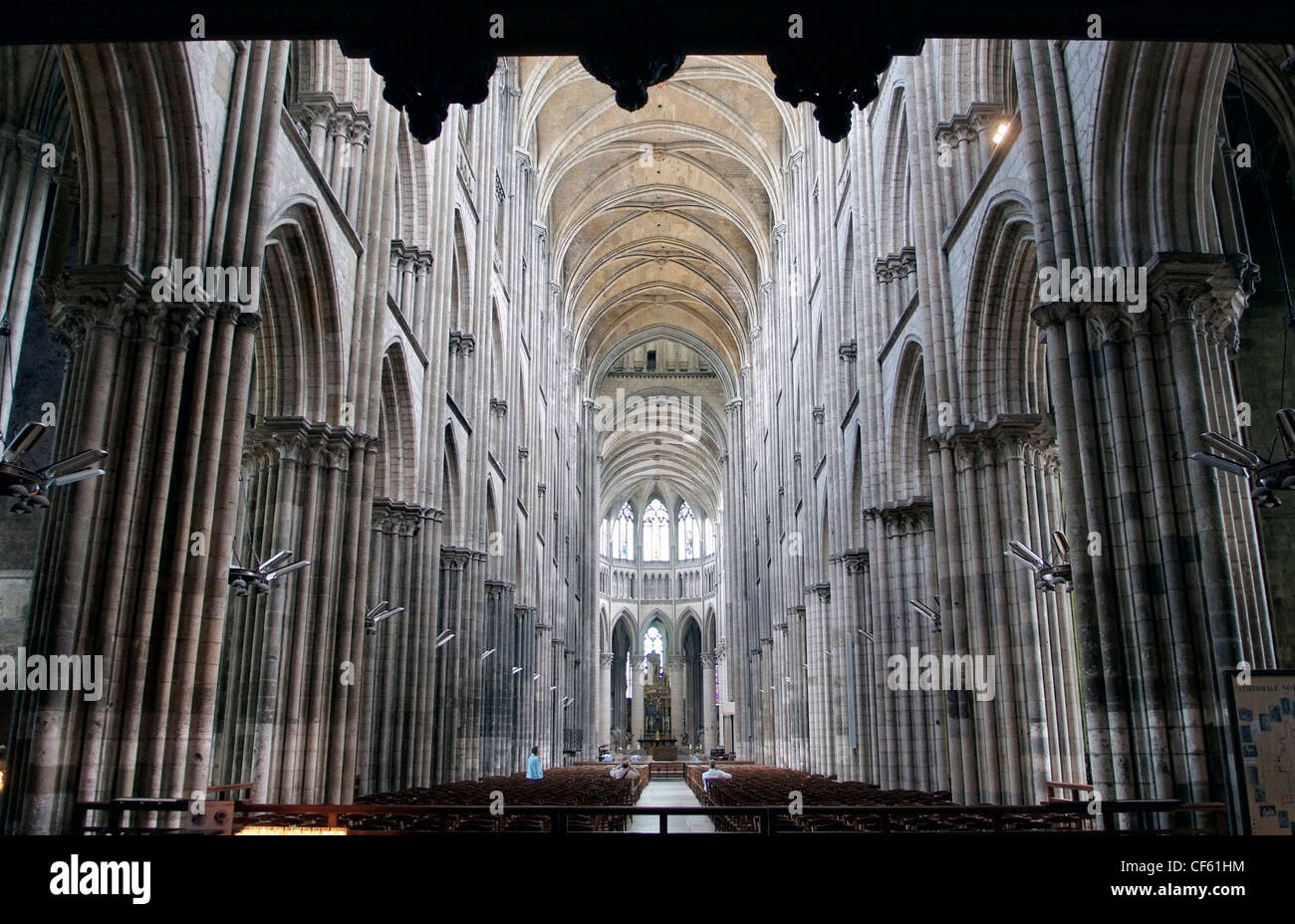 FRANCE Normandy Rouen Cathedral interior - the nave Stock Photo - Alamy