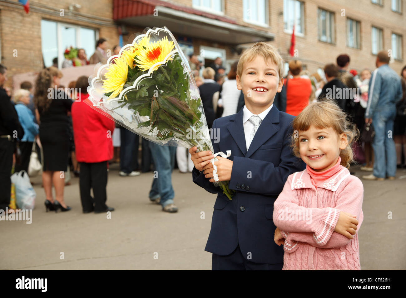 Мой брат школа. Мой брат школа. Презентация на тему моё хобби танцы. Мой брат школа. Мой брат учился в школе интернате.
