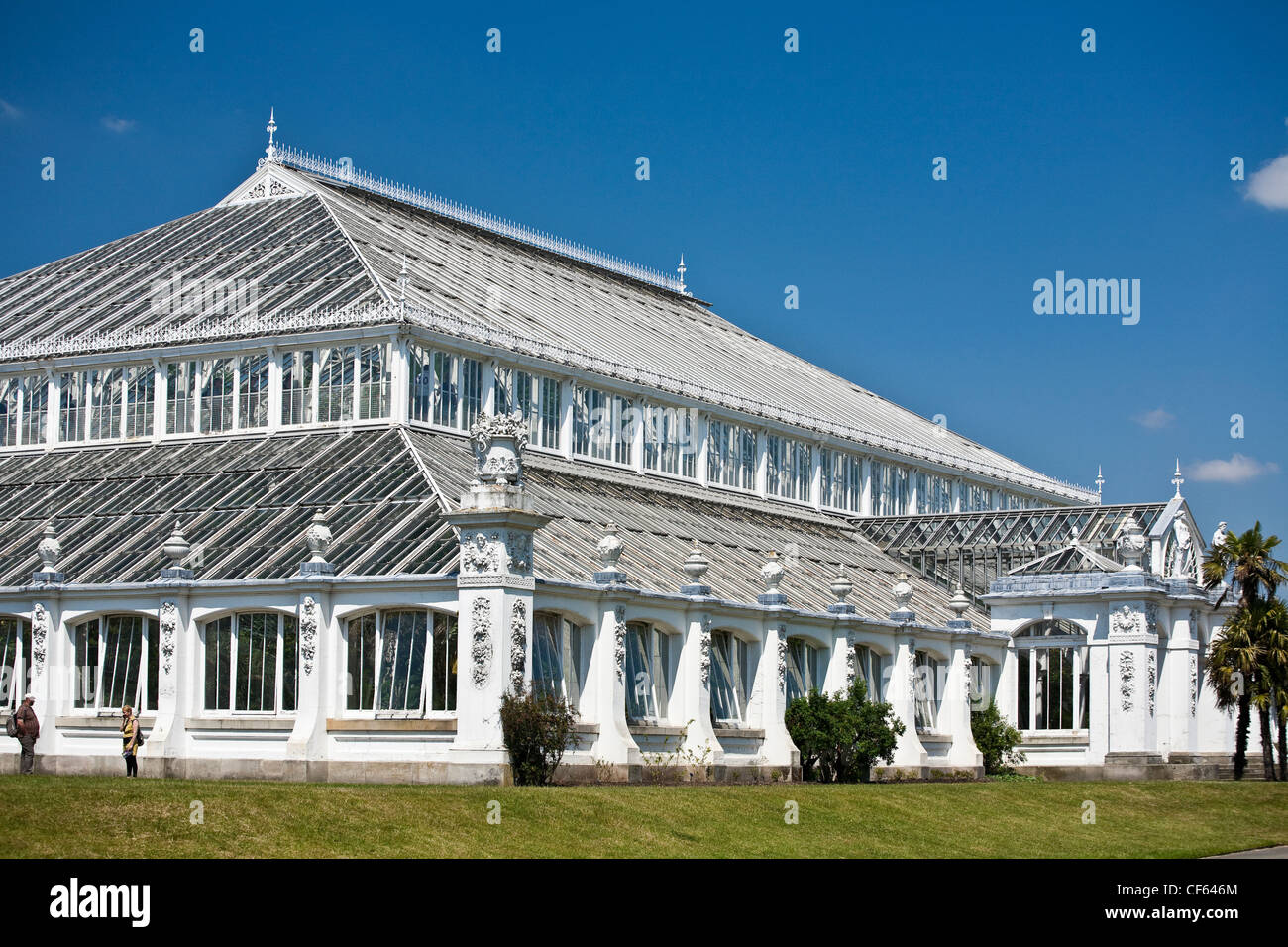 The Temperate House, the largest surviving Victorian glasshouse in the world at the Royal Botanical Gardens, Kew. Stock Photo