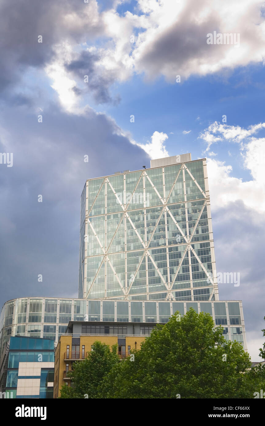Modern architecture city hi-res stock photography and images - Alamy