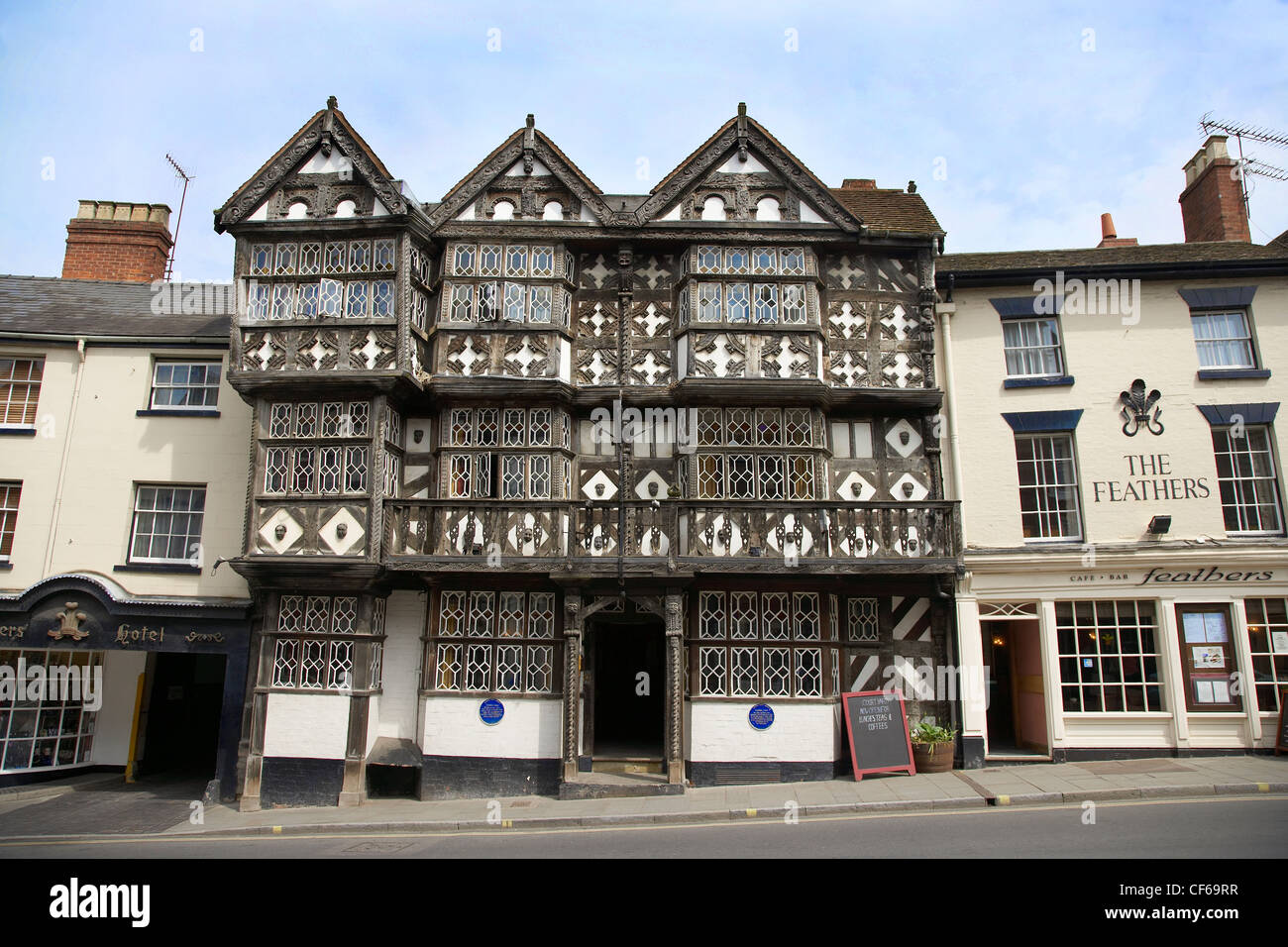 Exterior view of the historic Feathers Hotel in Ludlow. Stock Photo