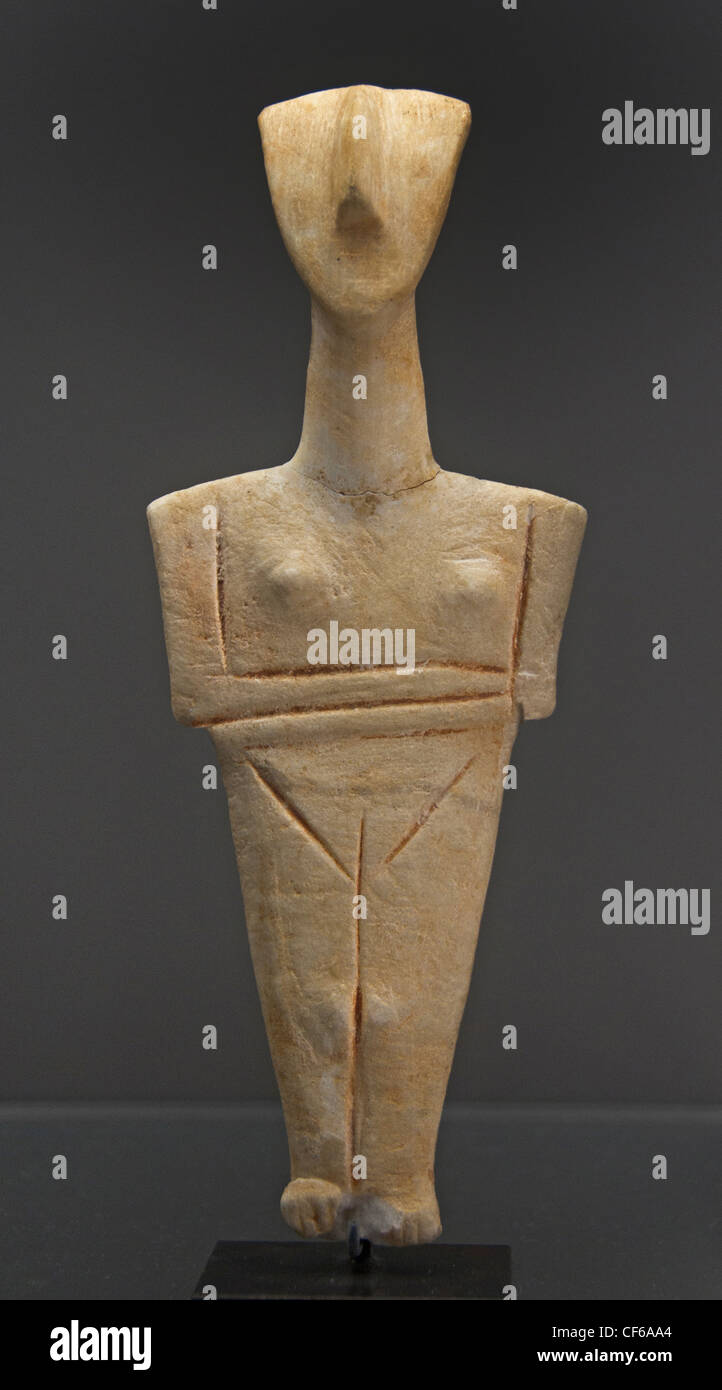 Group of Syros female statuette Early Cycladic II 2700 - 2300 BC Type Spédos Cyclades  Greece Greek Stock Photo