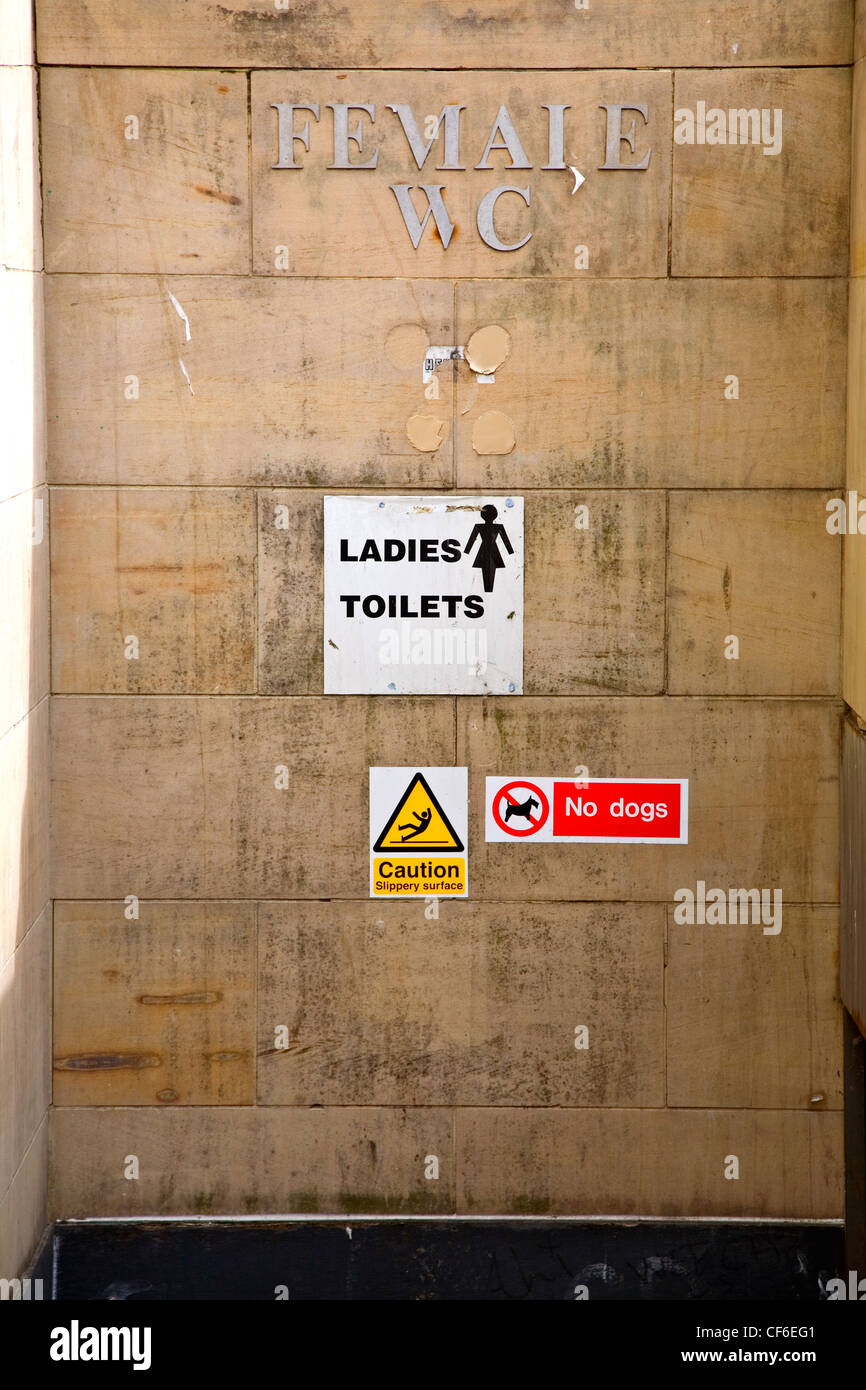 Ladies public toilet signage Stock Photo - Alamy