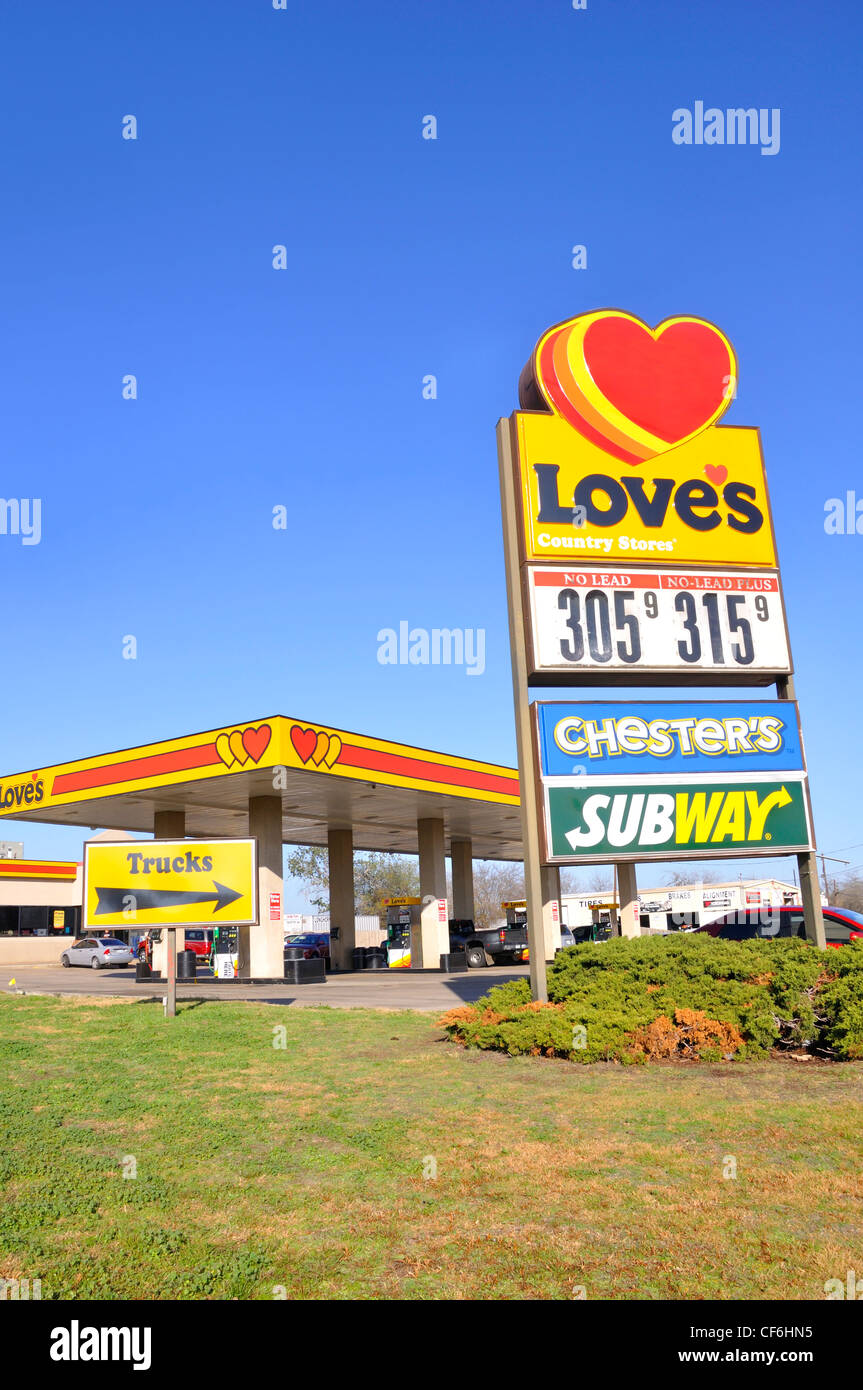 Love's convenience store and gas station, USA Stock Photo Alamy