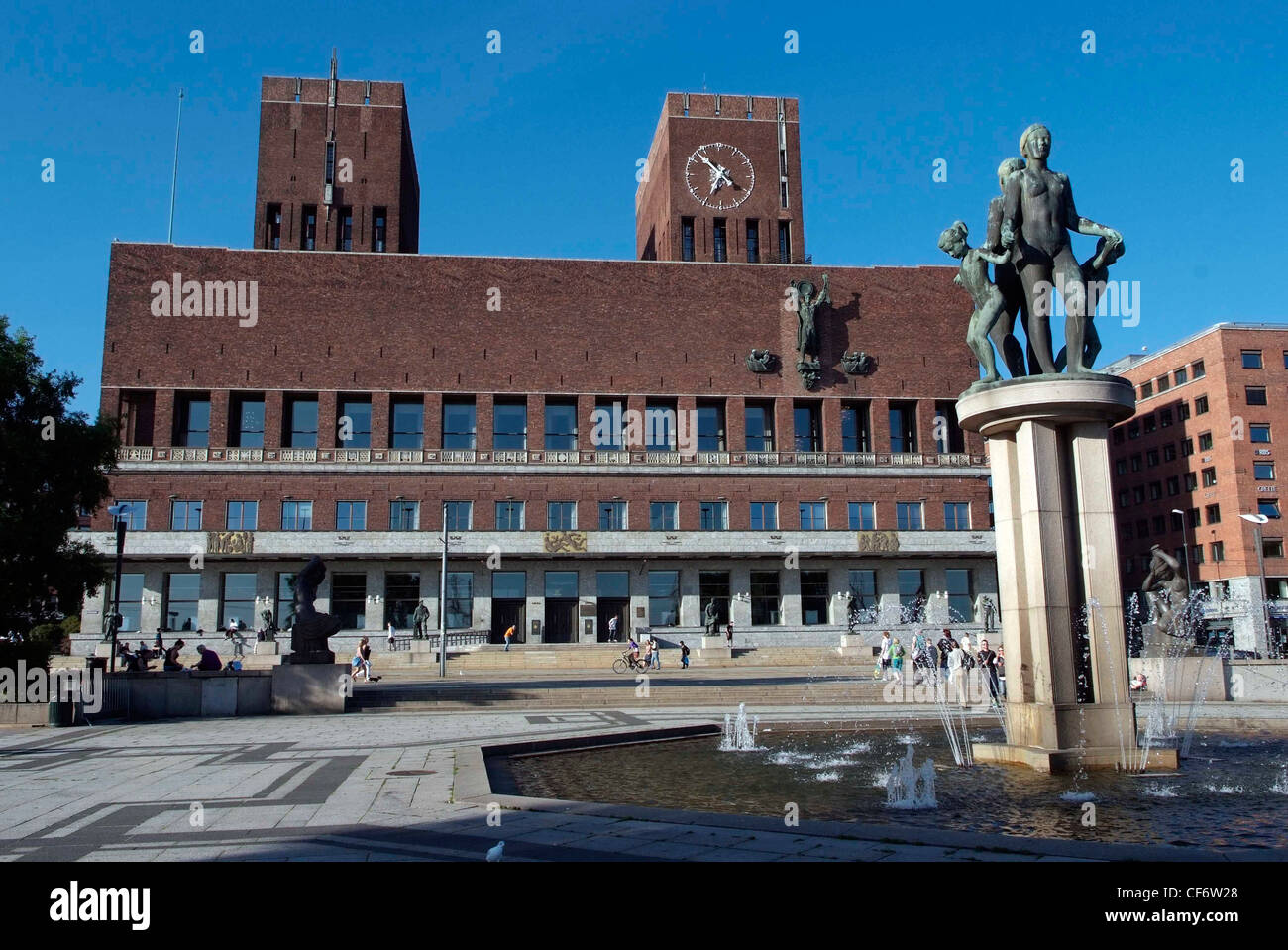 NORWAY Oslo City Hall (Norwegian: Oslo rådhus) houses the city council ...
