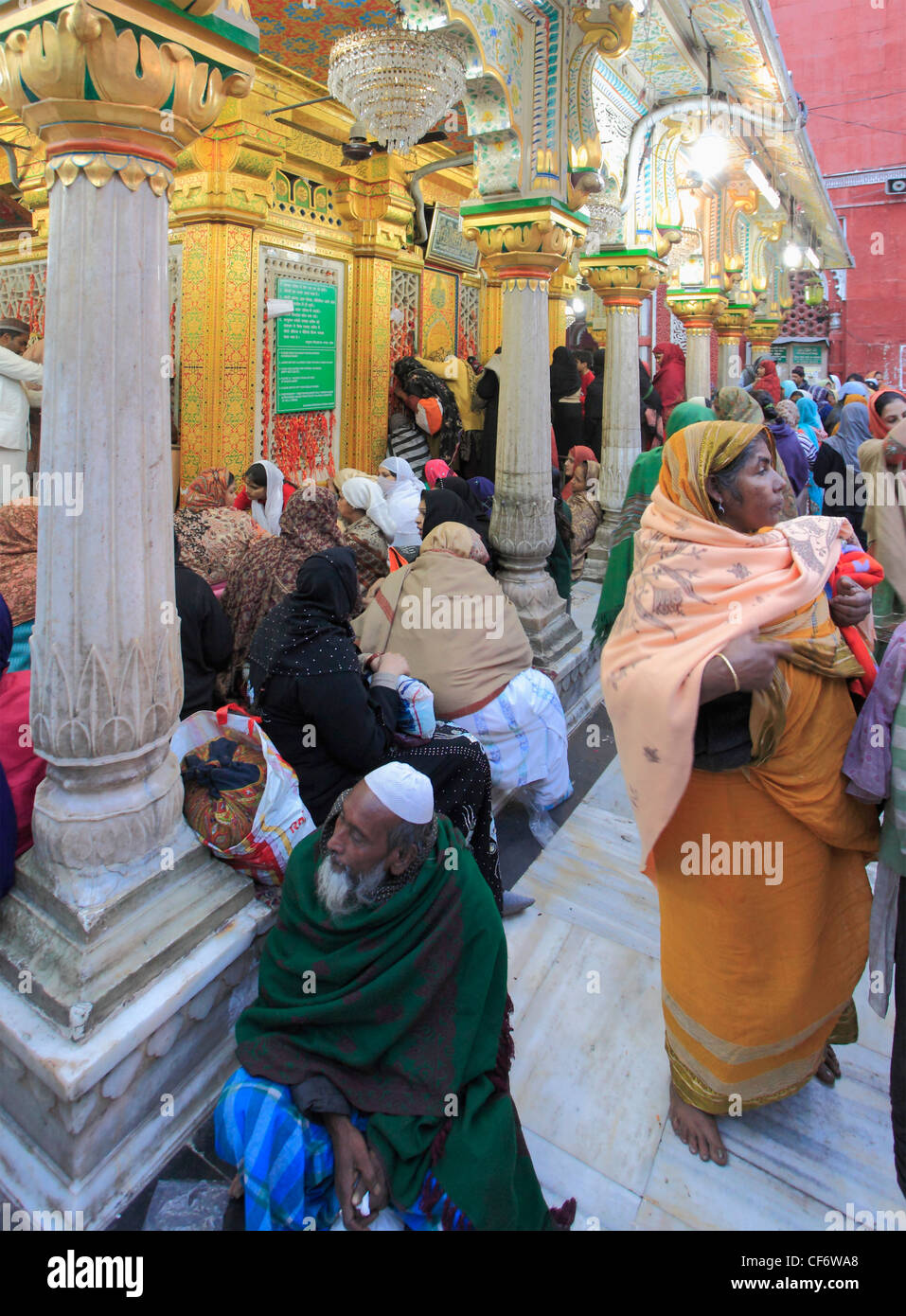 India; Delhi; Nizamuddin Chisti; Muslim; Sufi; Saint; Shrine; Dargah ...