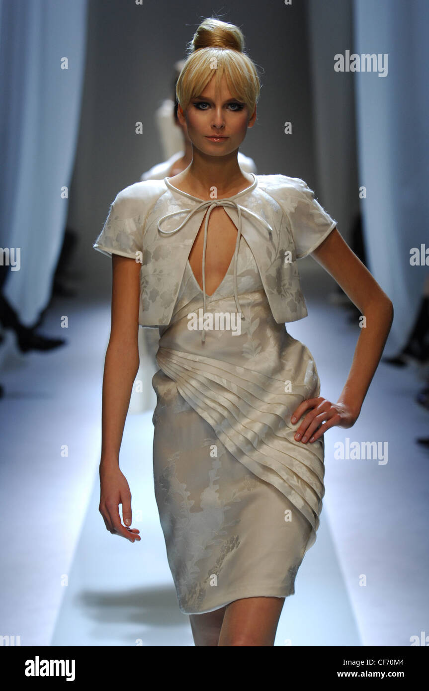 Valentino Paris Haute Couture Spring Summer Cocktail Dress: Model ...