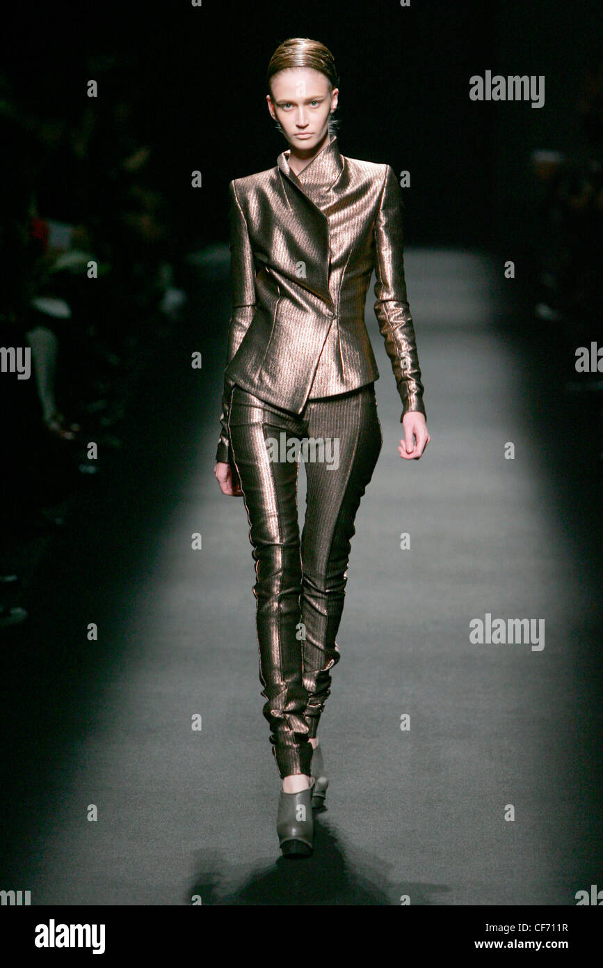 Metallic 2024 trouser suit