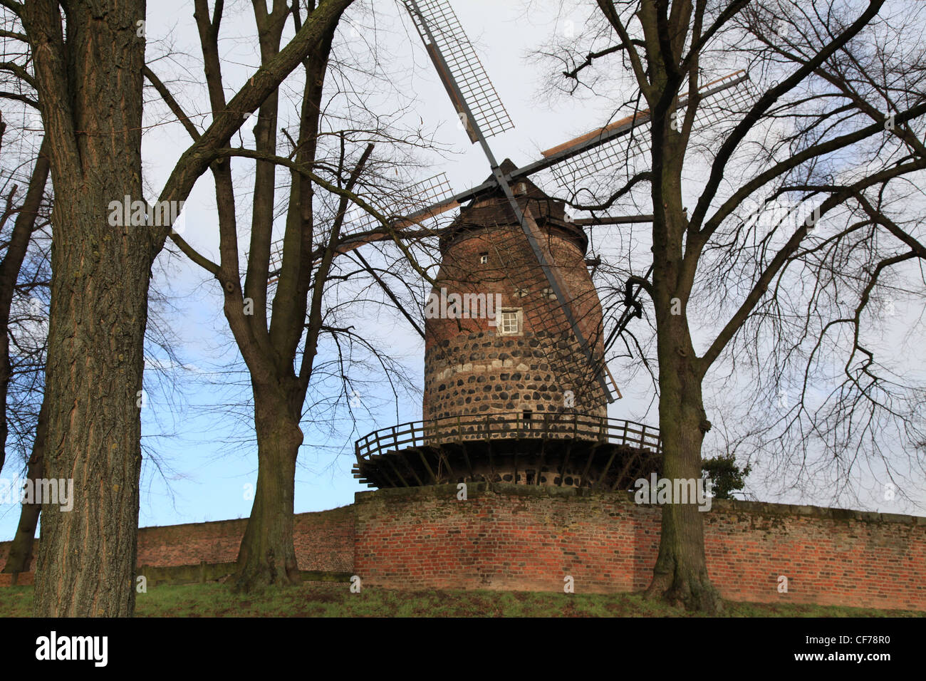 Windmühle in Winterlandschaft Stock Photo