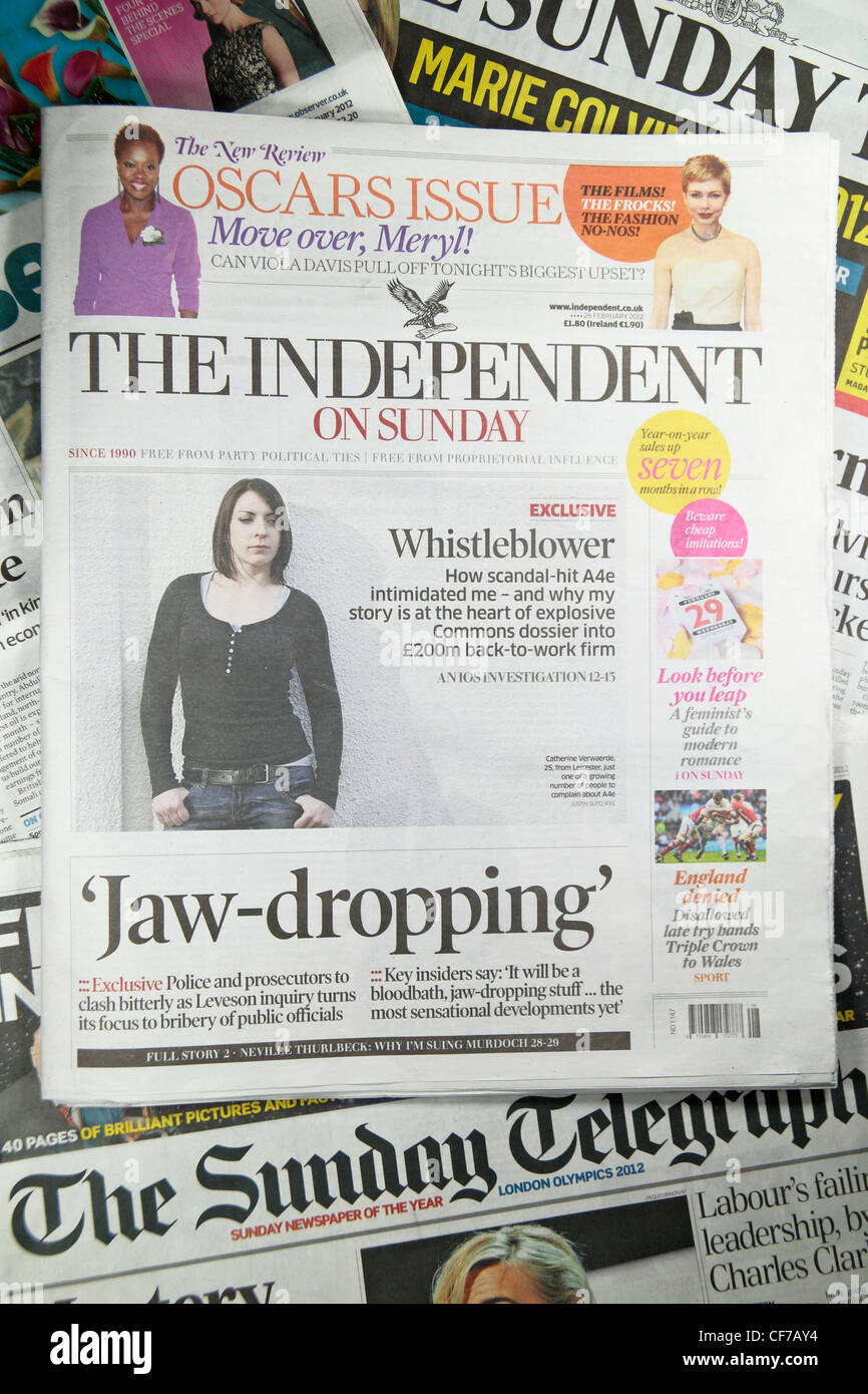 The Independent On Sunday on the other quality UK national newspapers (The Sunday Times, The Observer, The Sunday Telegraph). Stock Photo
