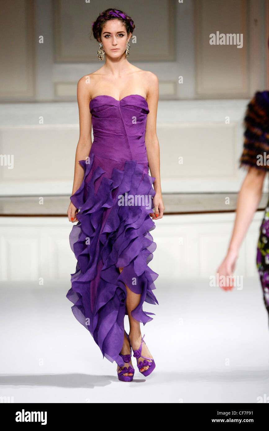 Oscar De La Renta Purple Dress Deals ...