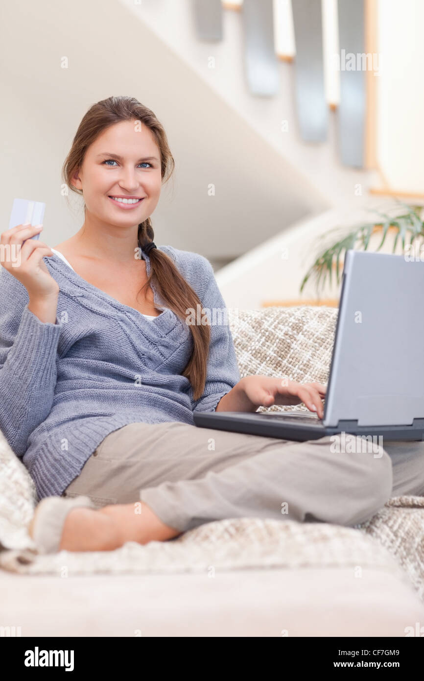 Online banking portrait happy hi-res stock photography and images - Alamy