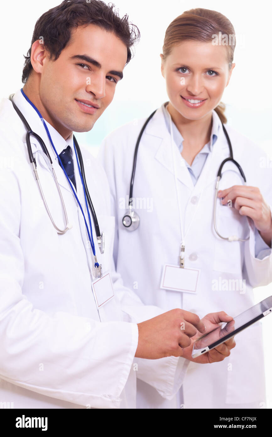 Doctors assistant hi-res stock photography and images - Alamy