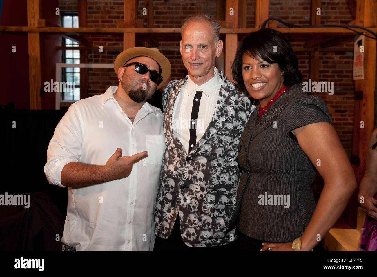 Ace of Cakes Duff Goldman, Mayor of Baltimore Stephanie Rawlings-Blake, Pope of Trash John Waters at AVAM for USCM 2011 Stock Photo