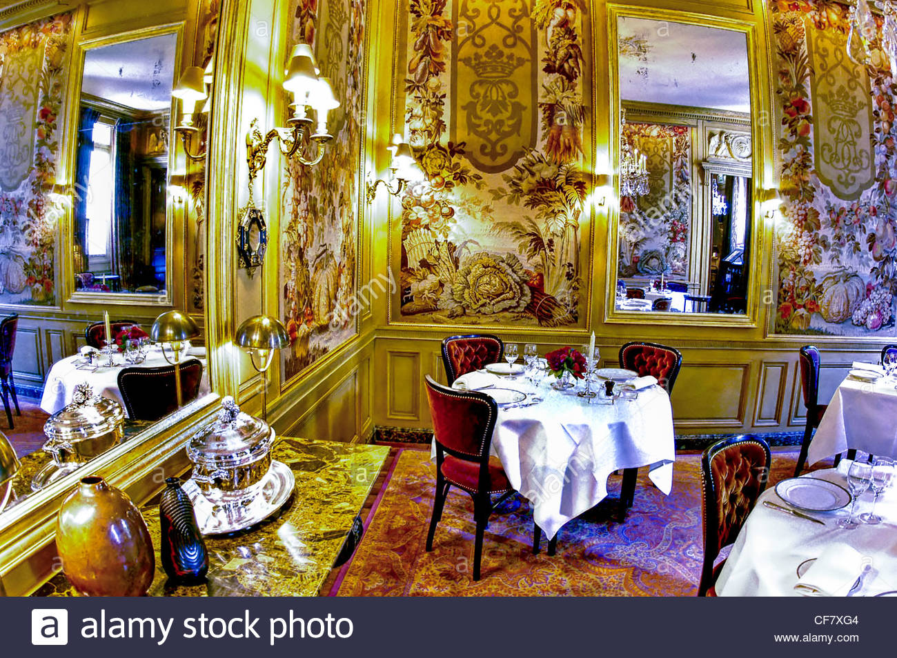 Fancy French Restaurant Interior Decor Stock Photos & Fancy French
