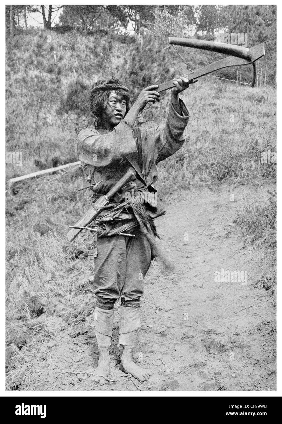 1926 Lutzu crossbow Salwin Valley Tibet weapon Stock Photo