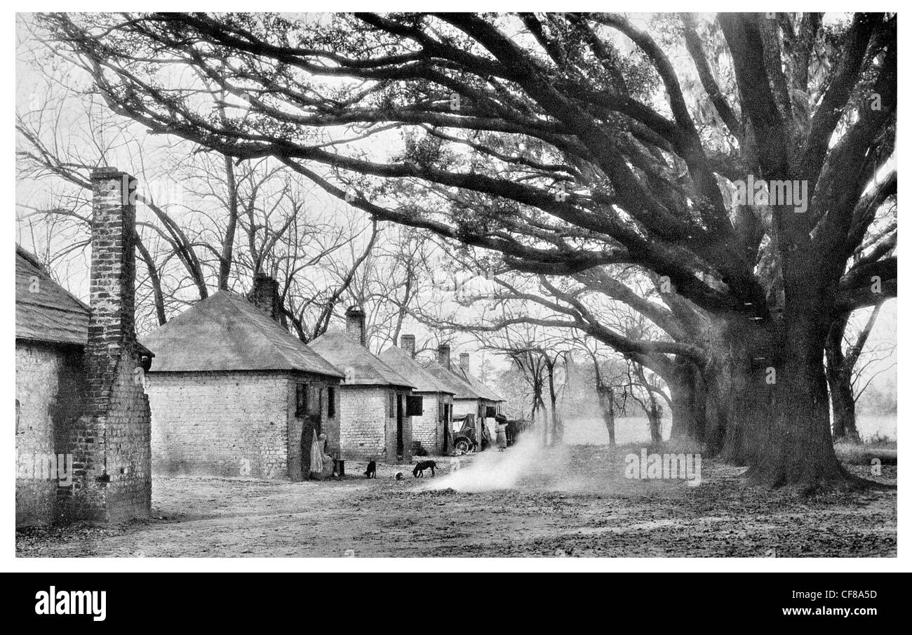 1926 Slave quarters old hermitage plantation near Savannah  Frederick County, Maryland. Stock Photo
