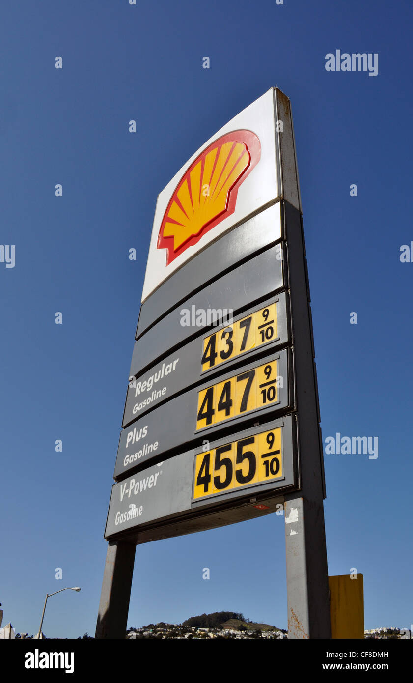 March 2012, Shell Gas station prices per gallon sign in California Stock Photo