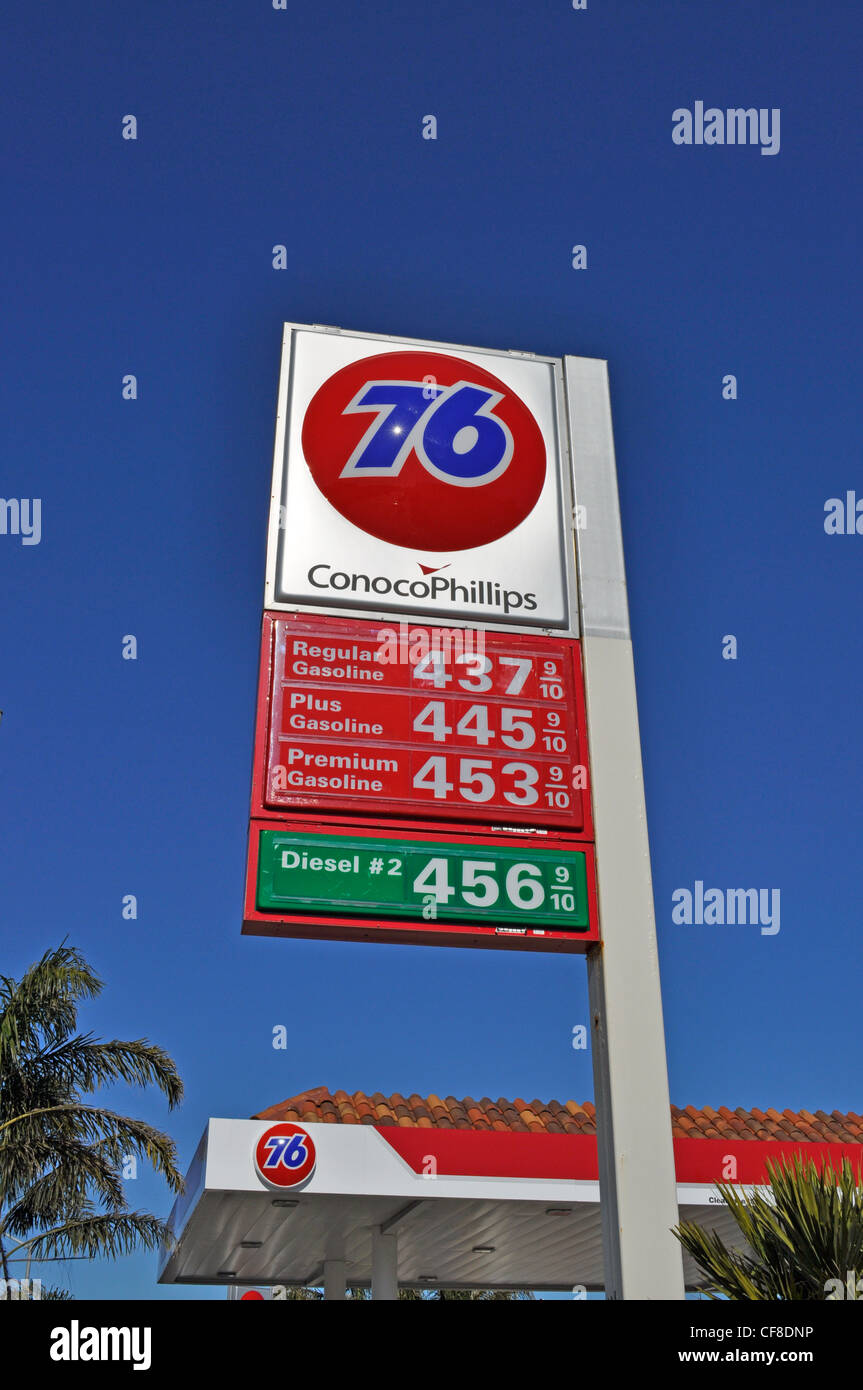March 2012, Conoco Phillips 76 Gas station prices per gallon sign in California Stock Photo
