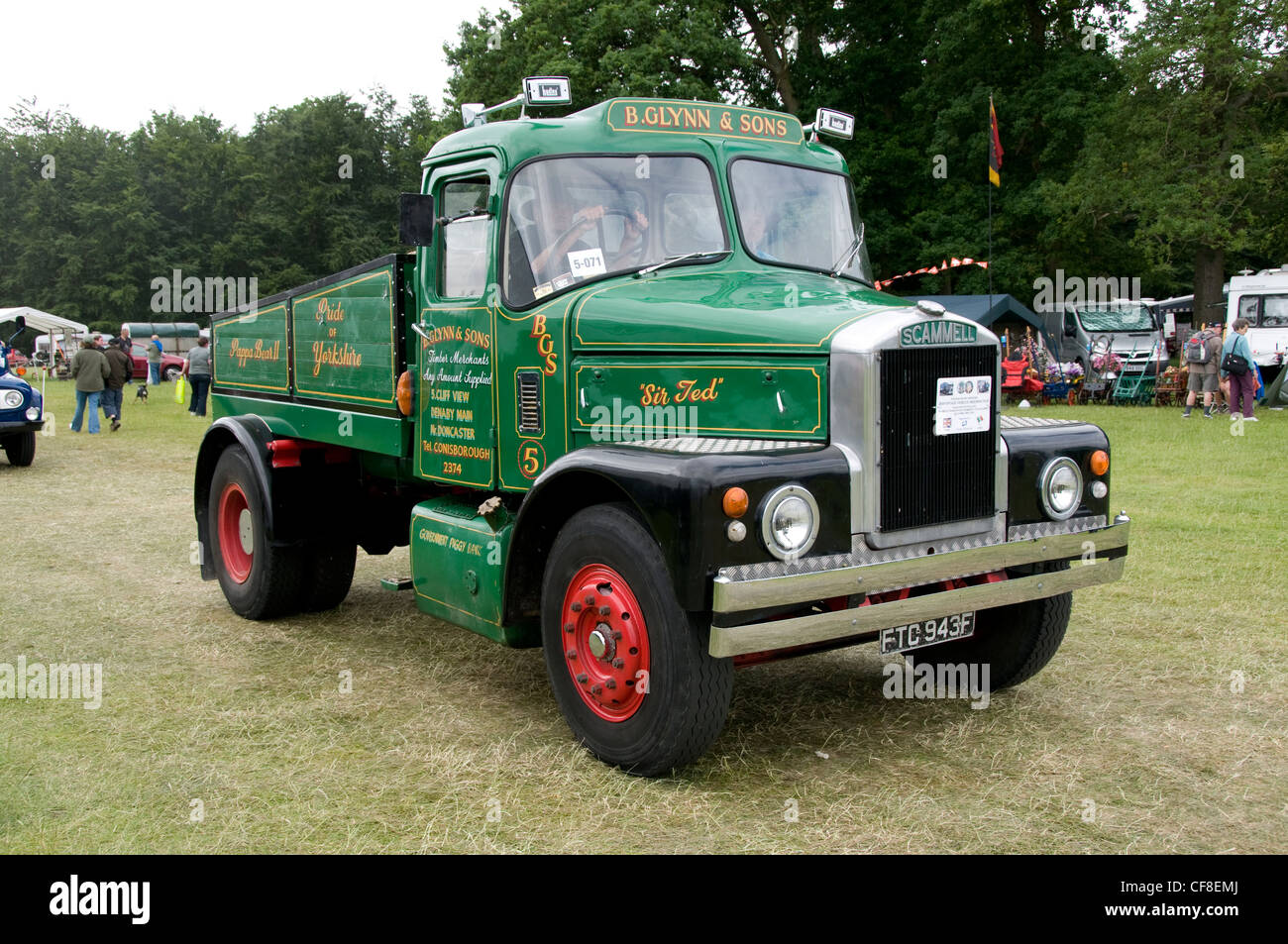 Vintage trucks hi-res stock photography and images - Alamy
