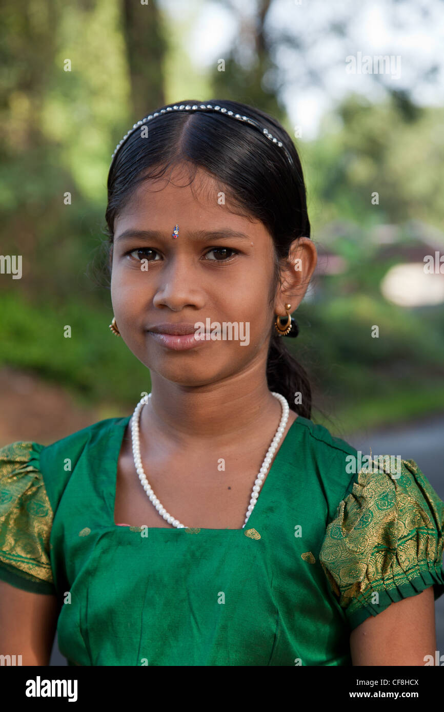 Rural indian school girl hi-res stock photography and images - Alamy