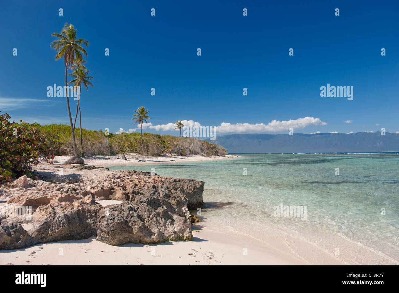 Bahoruco beach hi-res stock photography and images - Alamy