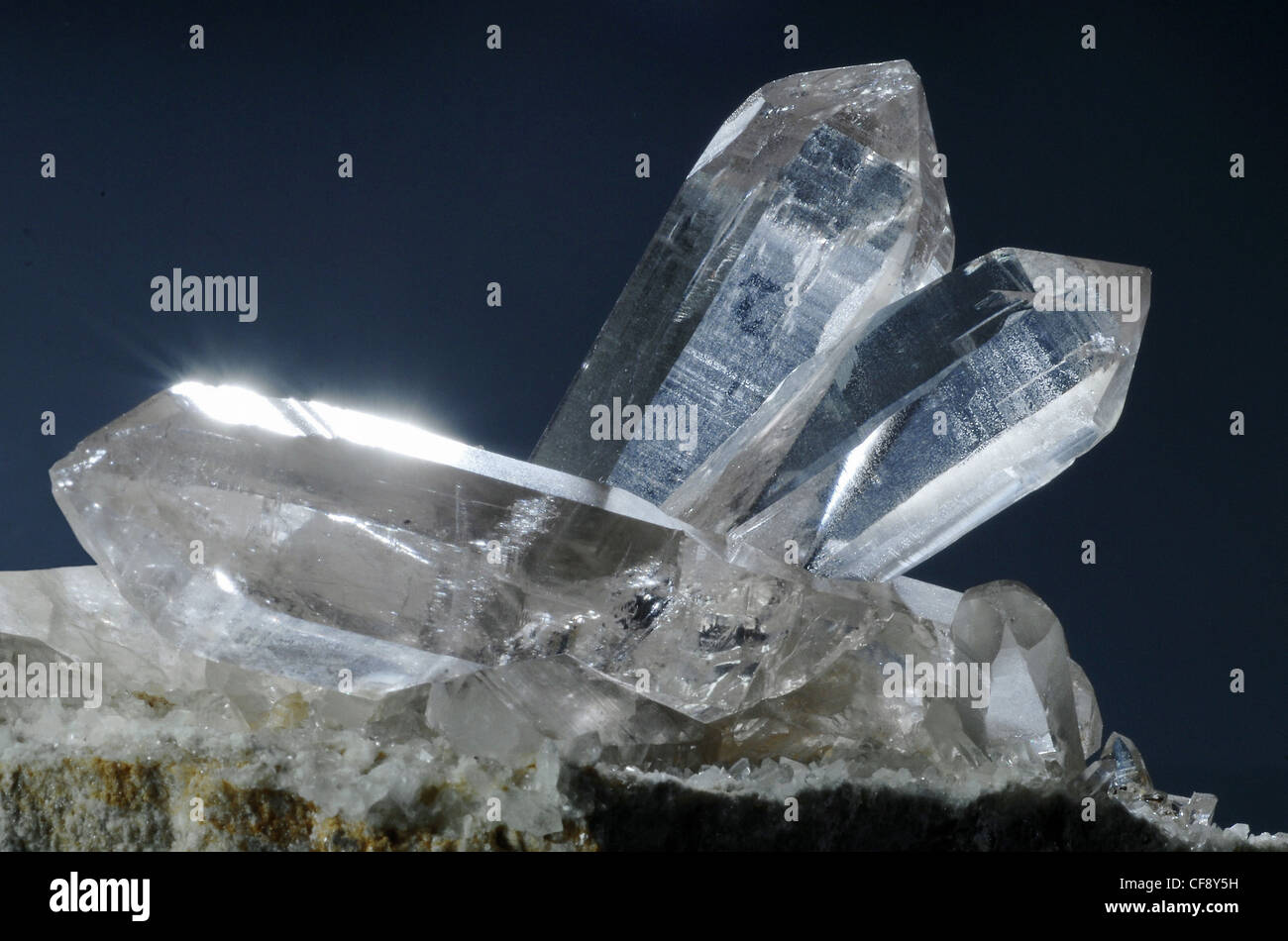 Crystallized quartz hires stock photography and images Alamy