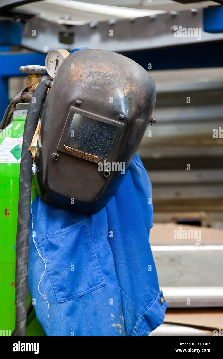 protective clothing of a welder in the metal industry Stock Photo Alamy