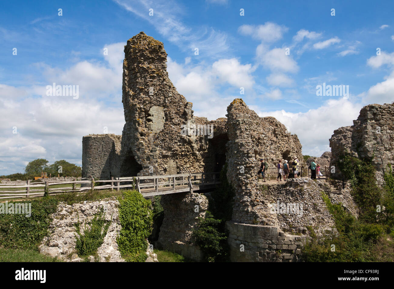 pevensey-castle-east-sussex-england-uk-stock-photo-alamy
