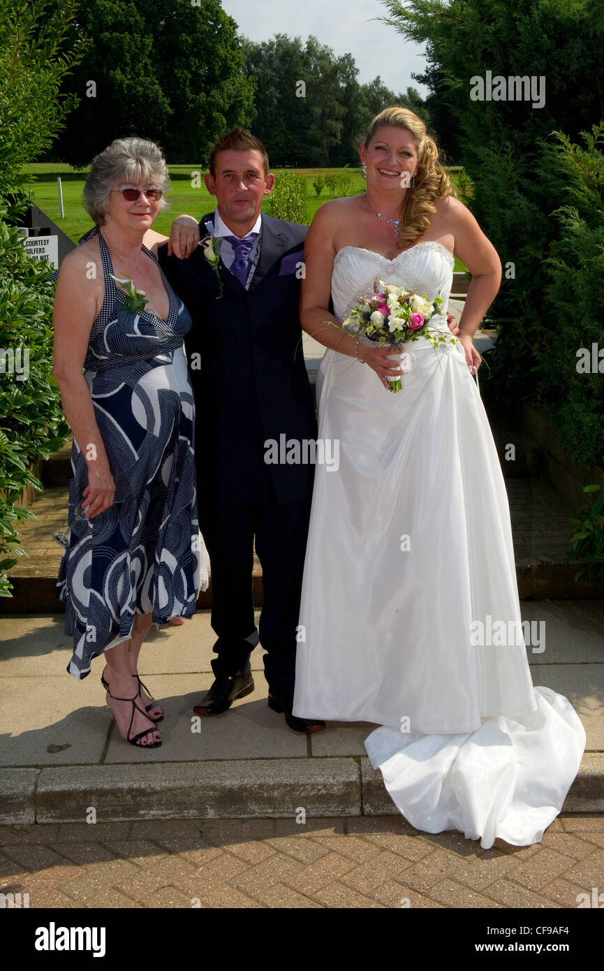 Bride groom in formal wedding hi-res stock photography and images - Alamy