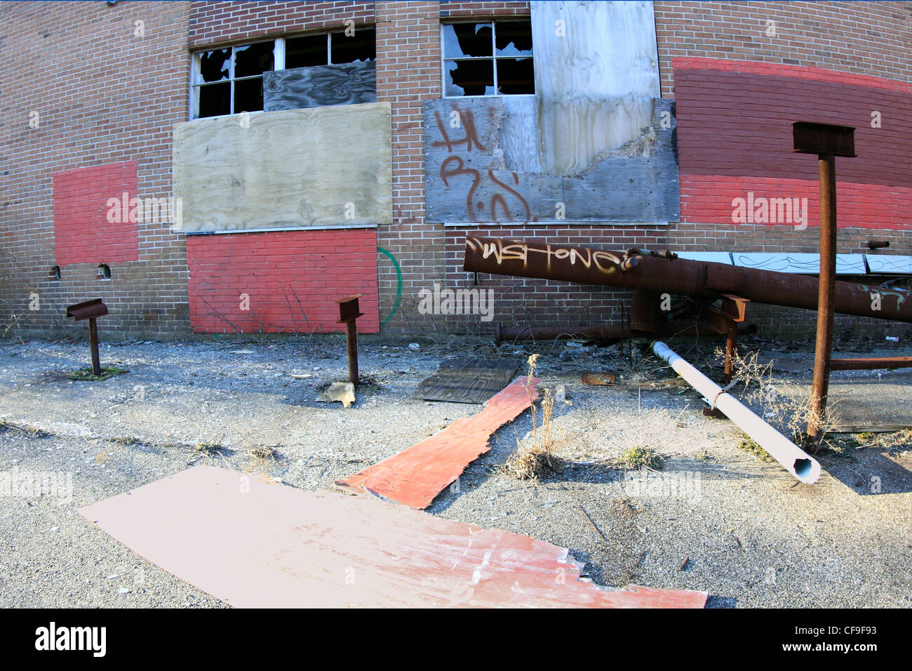 Closed and abandoned building at the Kings Park Psychiatric Hospital complex Long Island NY Stock Photo