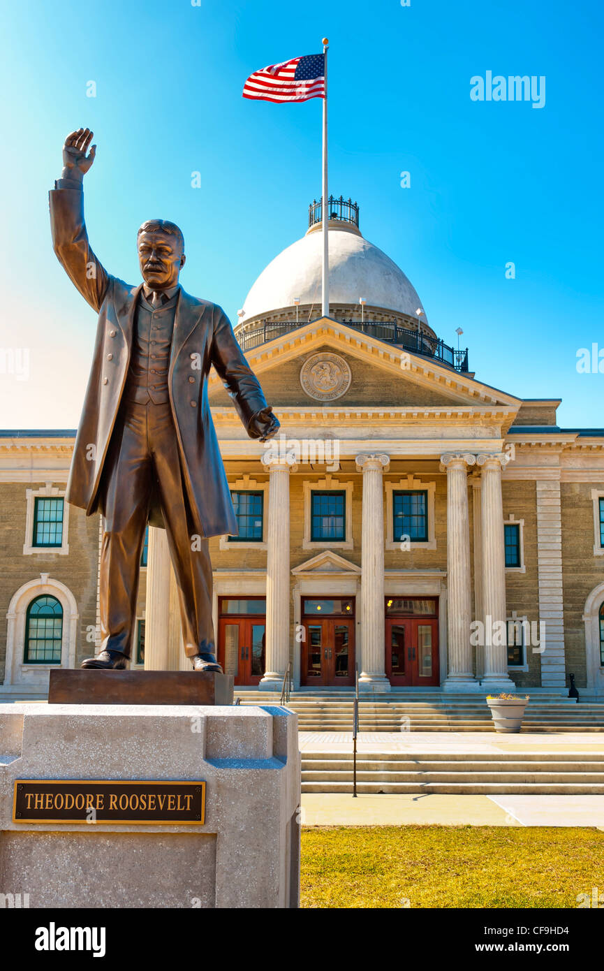 Statue of U.S. President Theodore Roosevelt in front of Nassau County