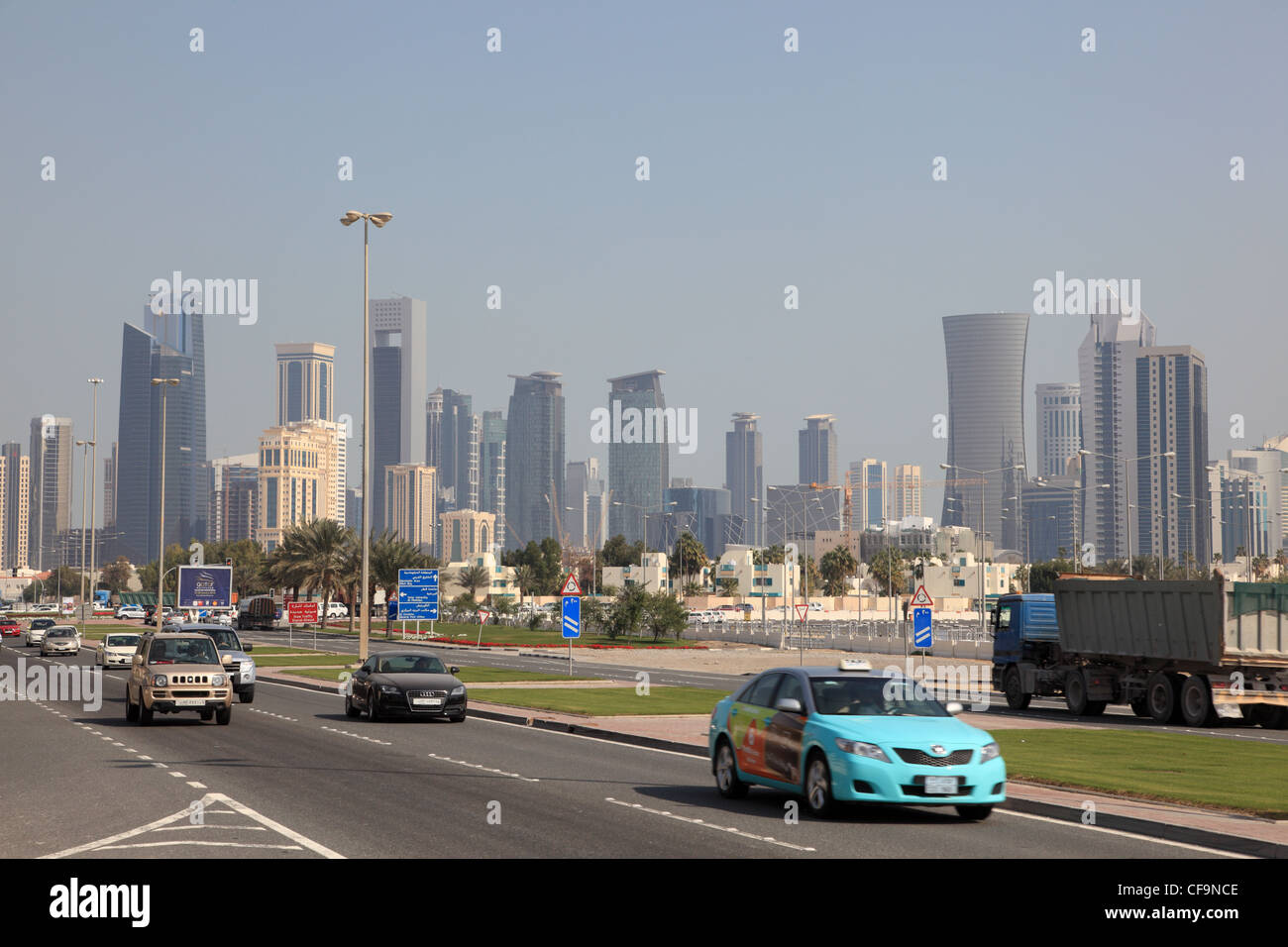 Dafna Qatar