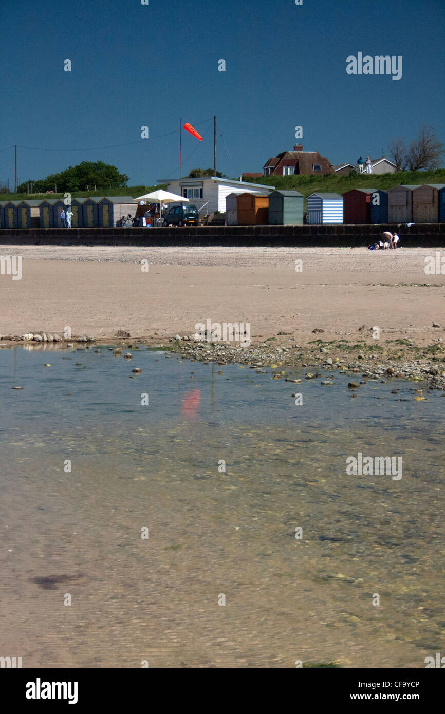 Beach huts minnis bay kent hires stock photography and images Alamy