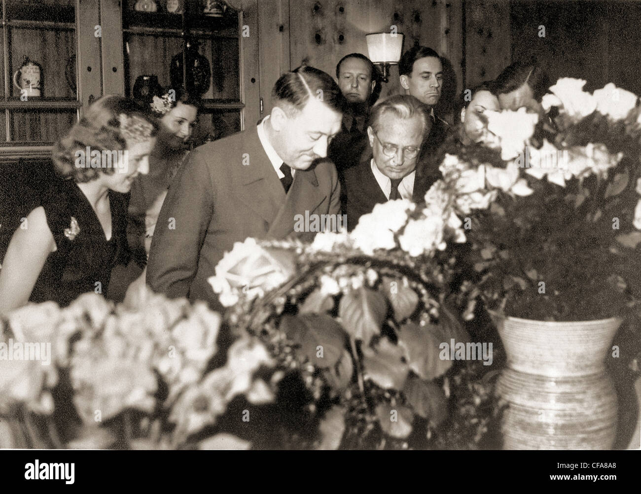 War, Europe, world war II, Nazi, National Socialist, Europe, world war, Eva Brown, flowers, 1943, Hitler, Adolf Hitler, leader, Stock Photo