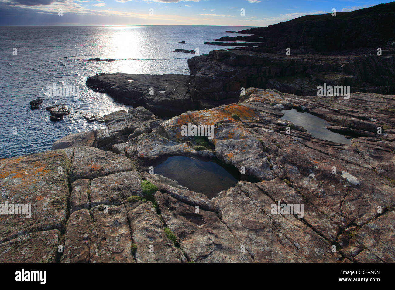 Bay, Coigach, Coigach peninsula, glitter, light, Great Britain, grass, cliff, Highland, highlands, sky, highland, cliffs, coast, Stock Photo