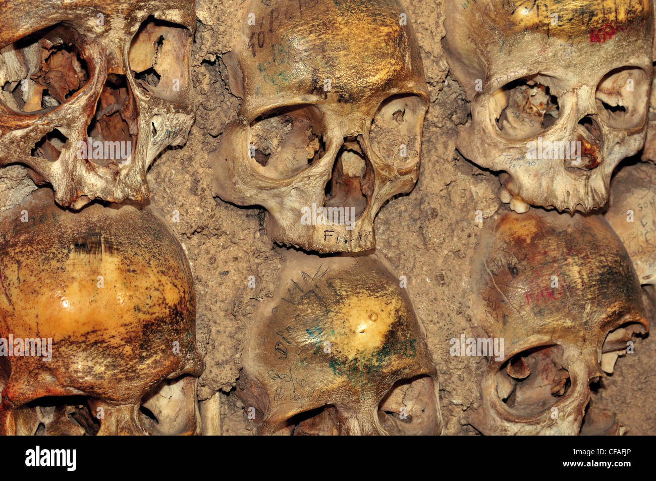 Portugal, Alentejo: Human skulls as decoration in the Bones Chapel in Évora Stock Photo