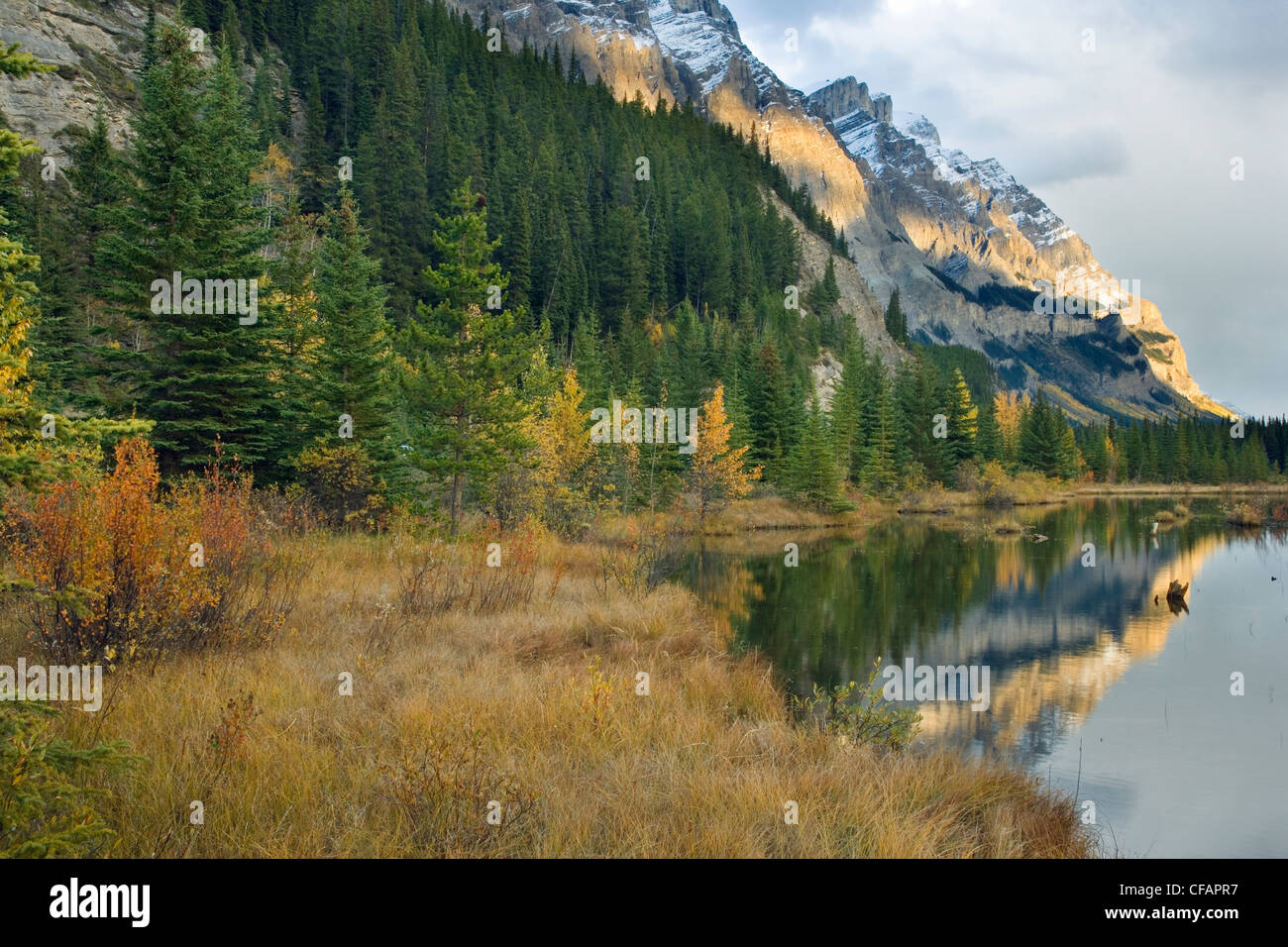 Mount Wilson and the Rampart Ponds in fall, Banff National Park, Alberta, Canada Stock Photo