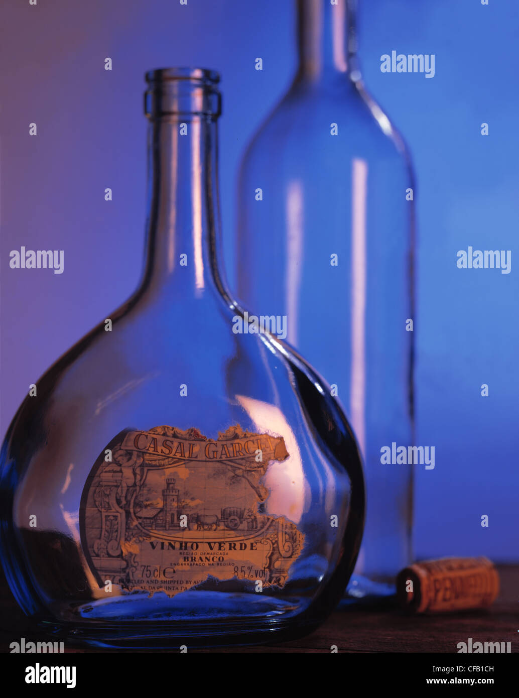 Still Blank wine bottle with lab and cork Stock Photo Alamy