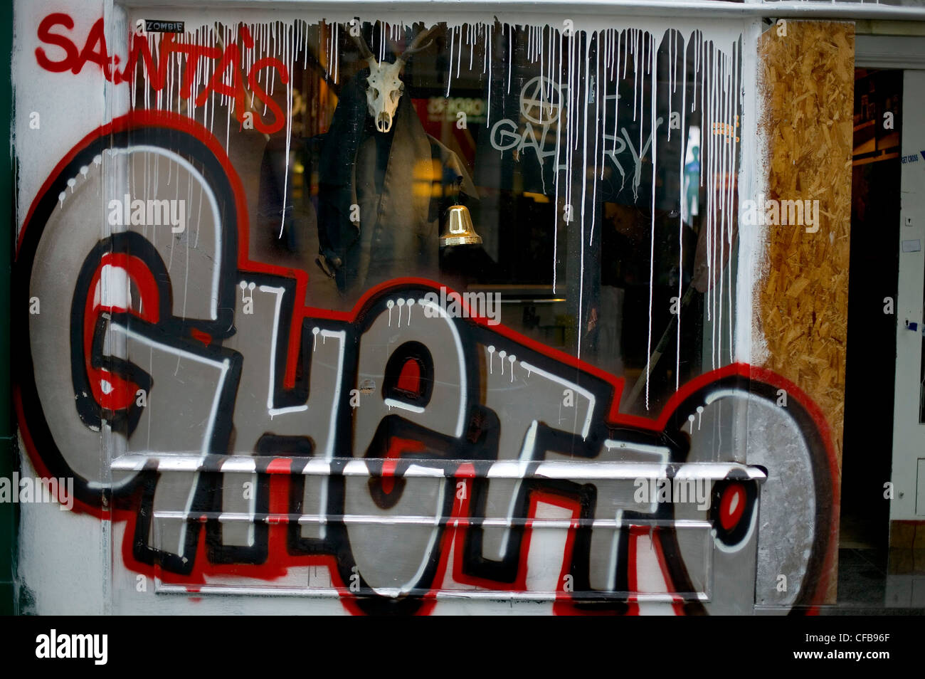 Graffiti Shop Front High Resolution Stock Photography and Images Alamy
