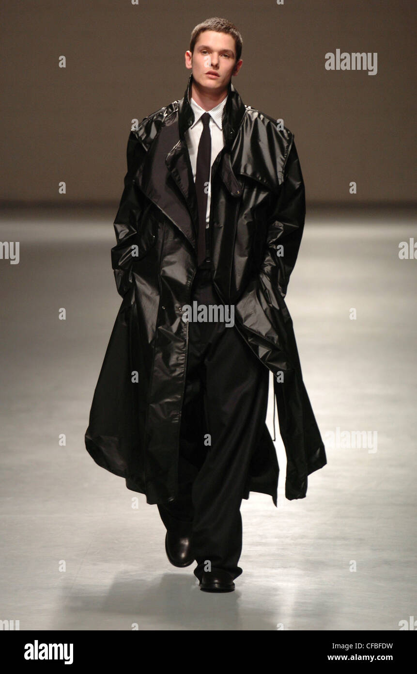 Raf Simons Paris Menswear Ready to Wear Autumn Winter Long