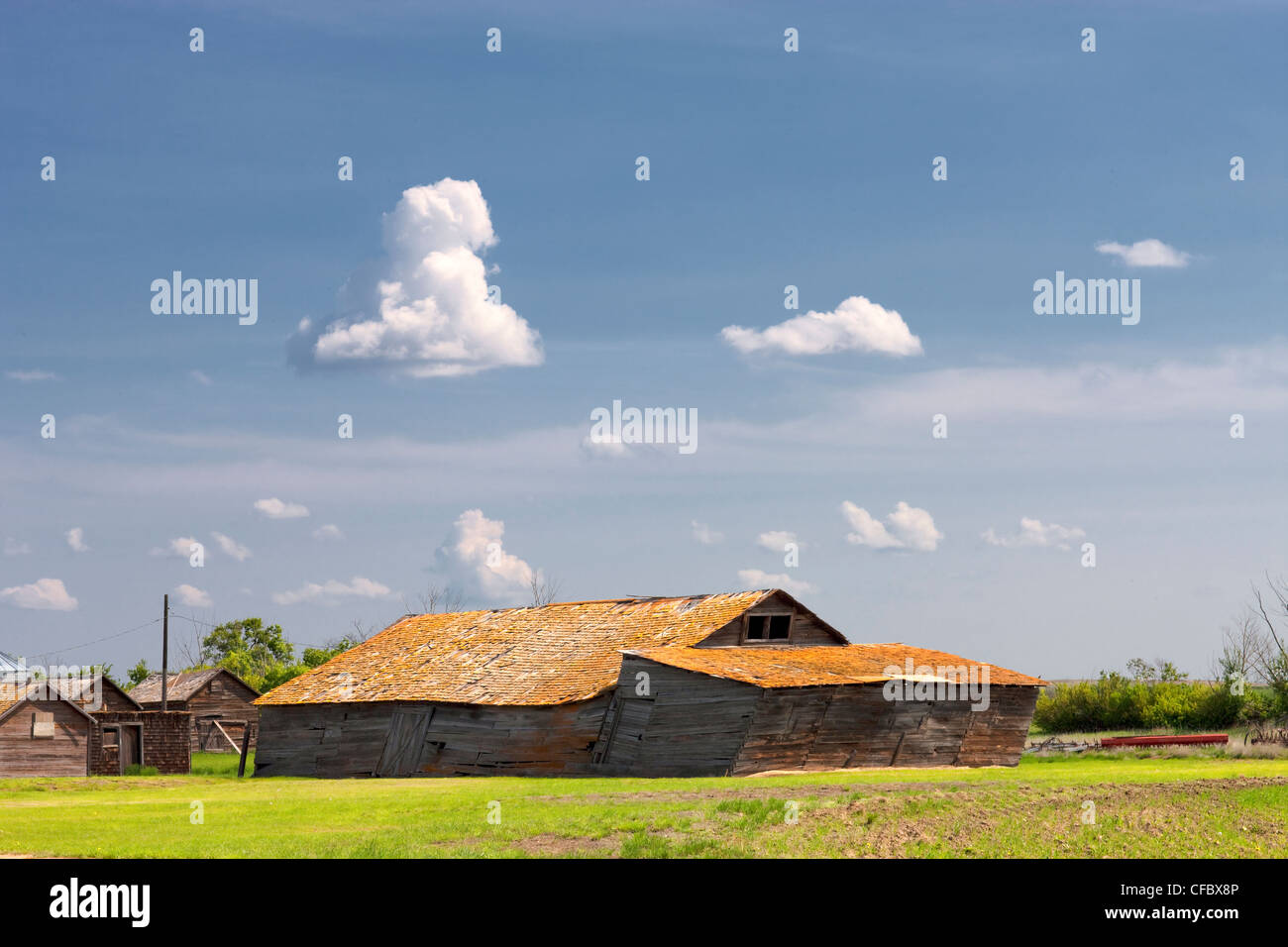 Alberta canada old abandoned farm hires stock photography and images