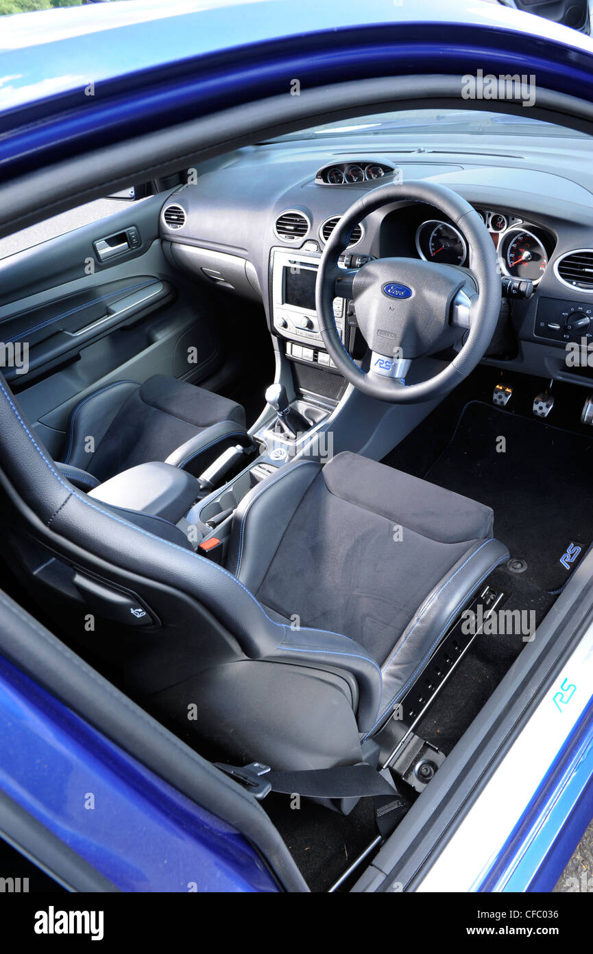 Rs seats hi-res stock photography and images - Alamy
