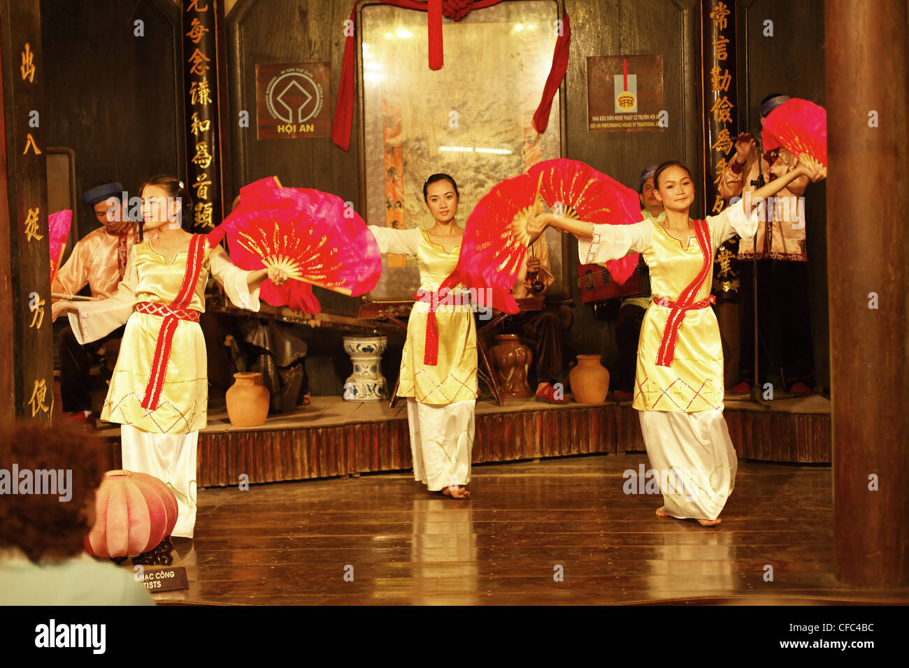 Traditional performance, handicraft workshop, Hoi An, Annam, Vietnam Stock Photo