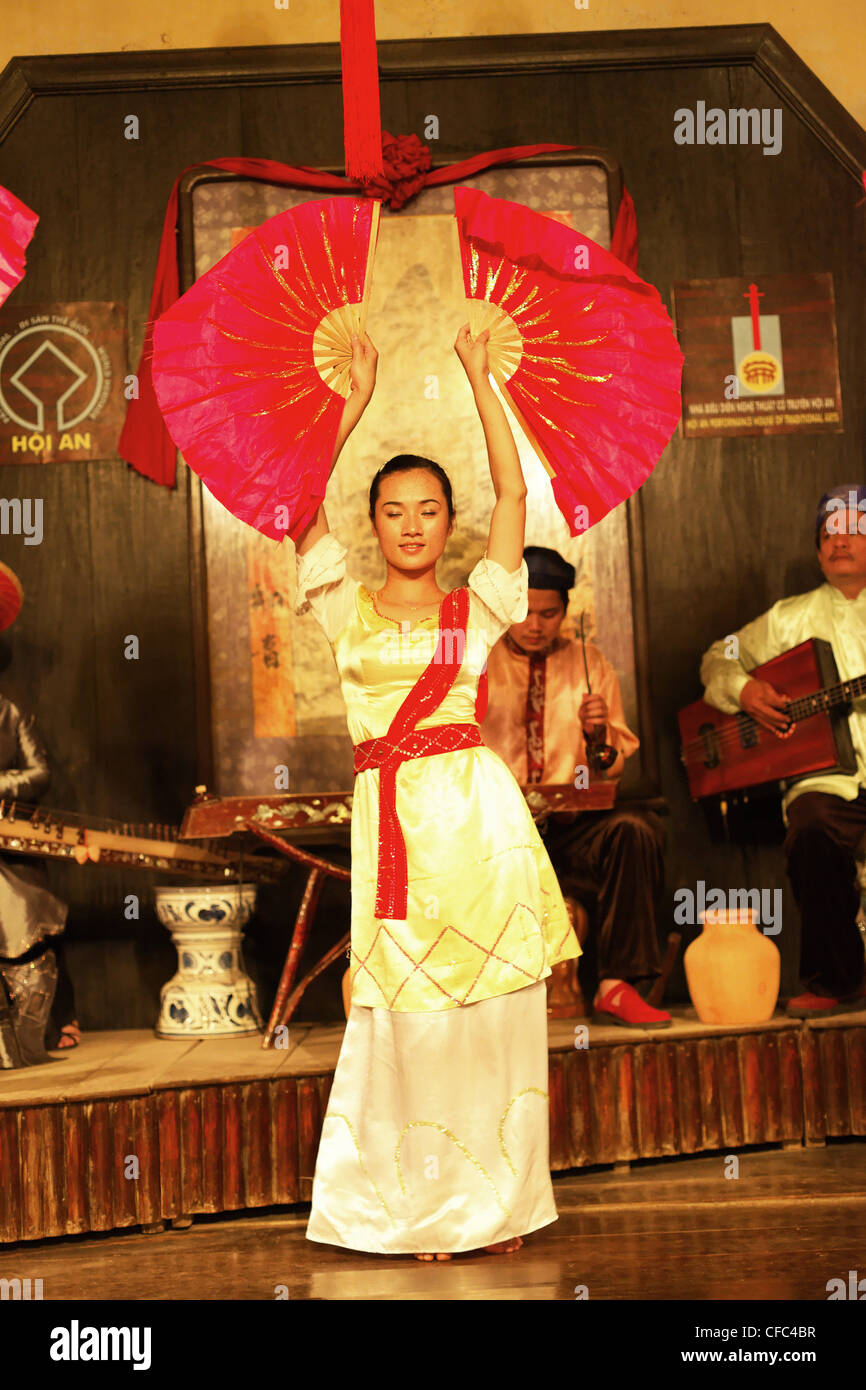 Traditional performance, handicraft workshop, Hoi An, Annam, Vietnam Stock Photo