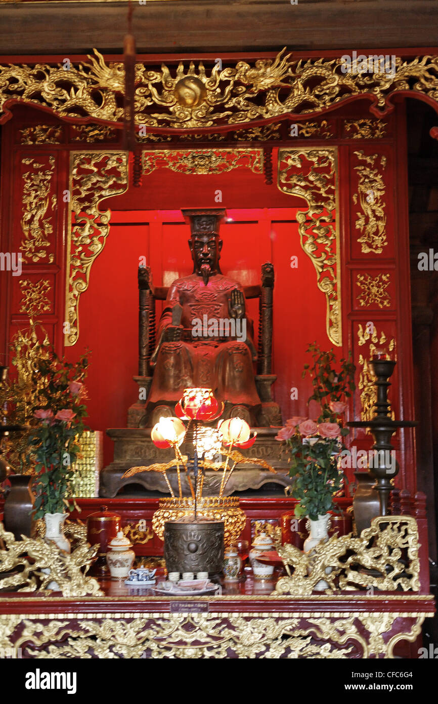 Confucius statue, Temple of Literature (Van Mieu), Hanoi, Bac Bo