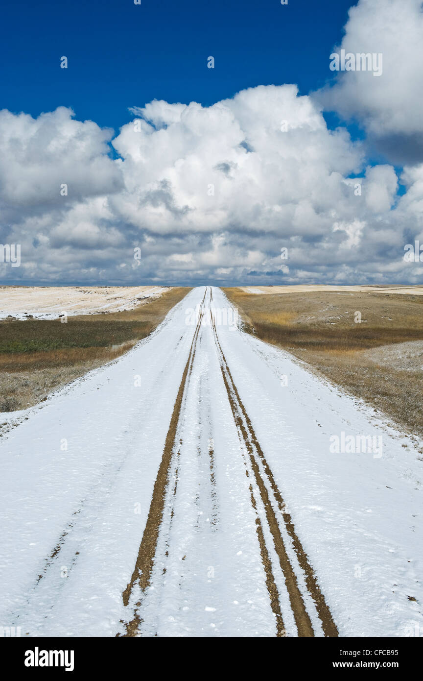 Gravel on snow hi-res stock photography and images - Alamy
