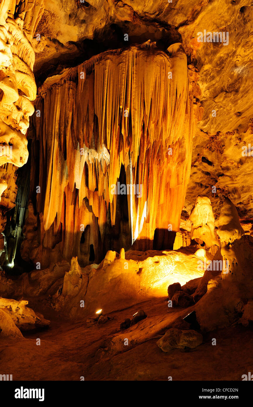 Cango Caves near Oudtshoorn, Western Cape, South Africa Stock Photo - Alamy